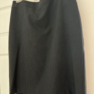 Pin striped pencil skirt